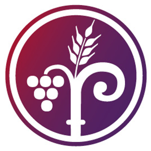 Logo mit Weintrauben, Weizenähre und stilisiertem Hirtenstab, symbolisierend Brot, Wein und pastoralen Dienst.